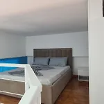 Flamingo1 아파트 Vlorë
