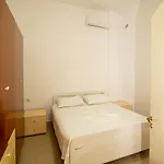 Flamingo1 *